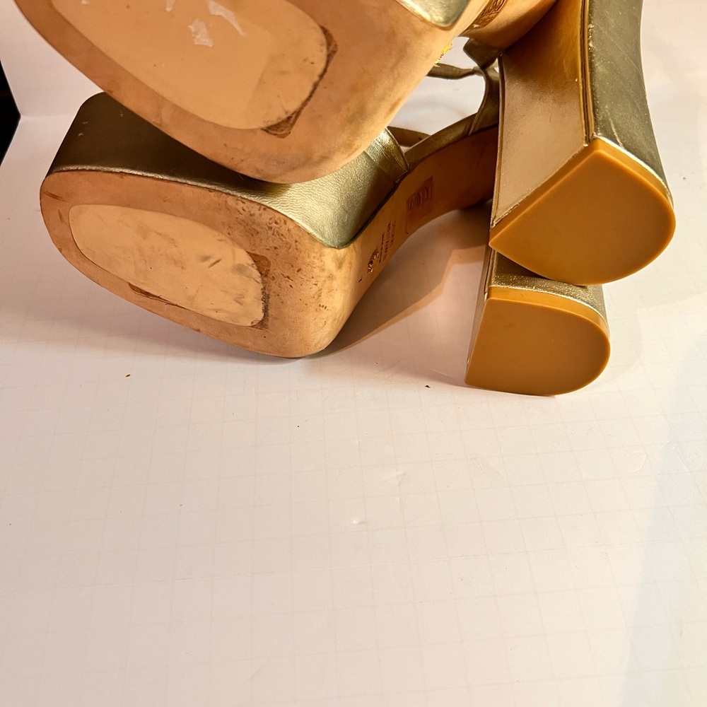 stuart Weitzman skyhigh heels sz 7 Light Gold - Picture 6 of 7
